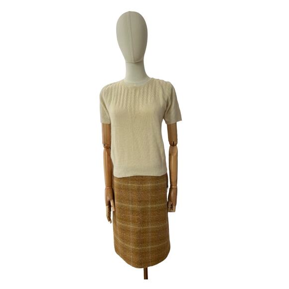 Vintage cream cable short sleeved sweater shoulder button closing size medium - Picture 10 of 11